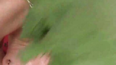 Dvije prljave latino kurve vole da ih jebu njihovi kavaliri